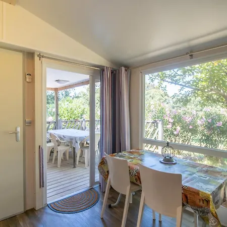 Apartment Mobilhome 2 Confort *