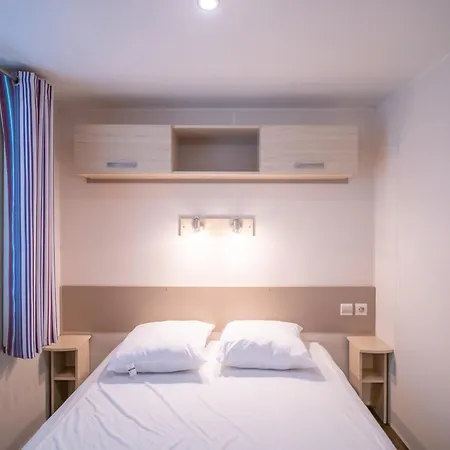 Appartement Mobilhome 2 Confort *