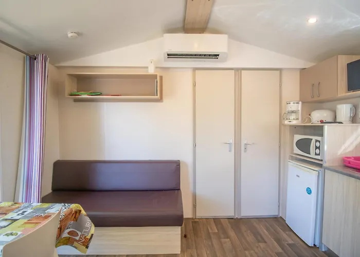 Mobilhome 2 Confort * Taglio-Isolaccio